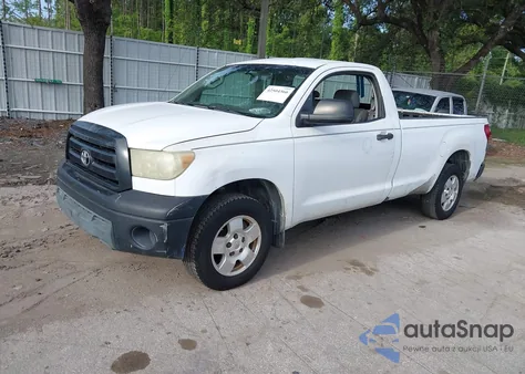 2010 Toyota Tundra Grade V6 z USA, uszkodzony, nr VIN 5TFLU5F10AX022832